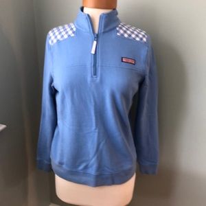Vineyard Vines sweatshirt size medium